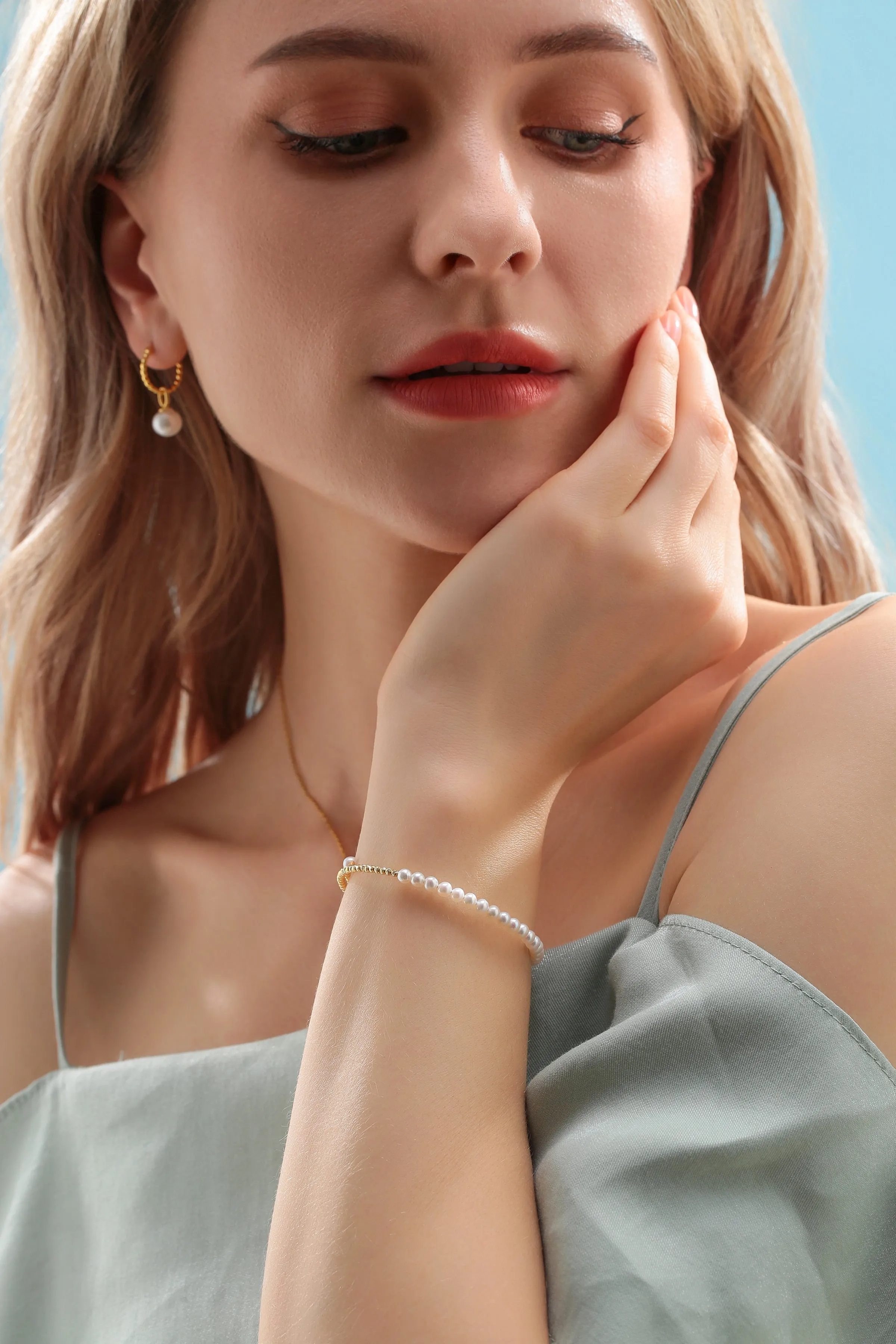 3-4mm Freshwater Pearl Beaded Bracelet 18K Gold
