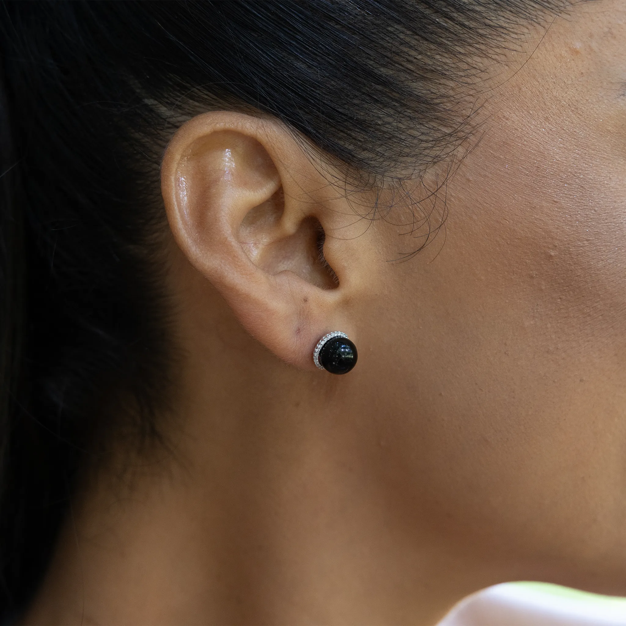 Black Coral Halo Earrings in White Gold with Diamonds