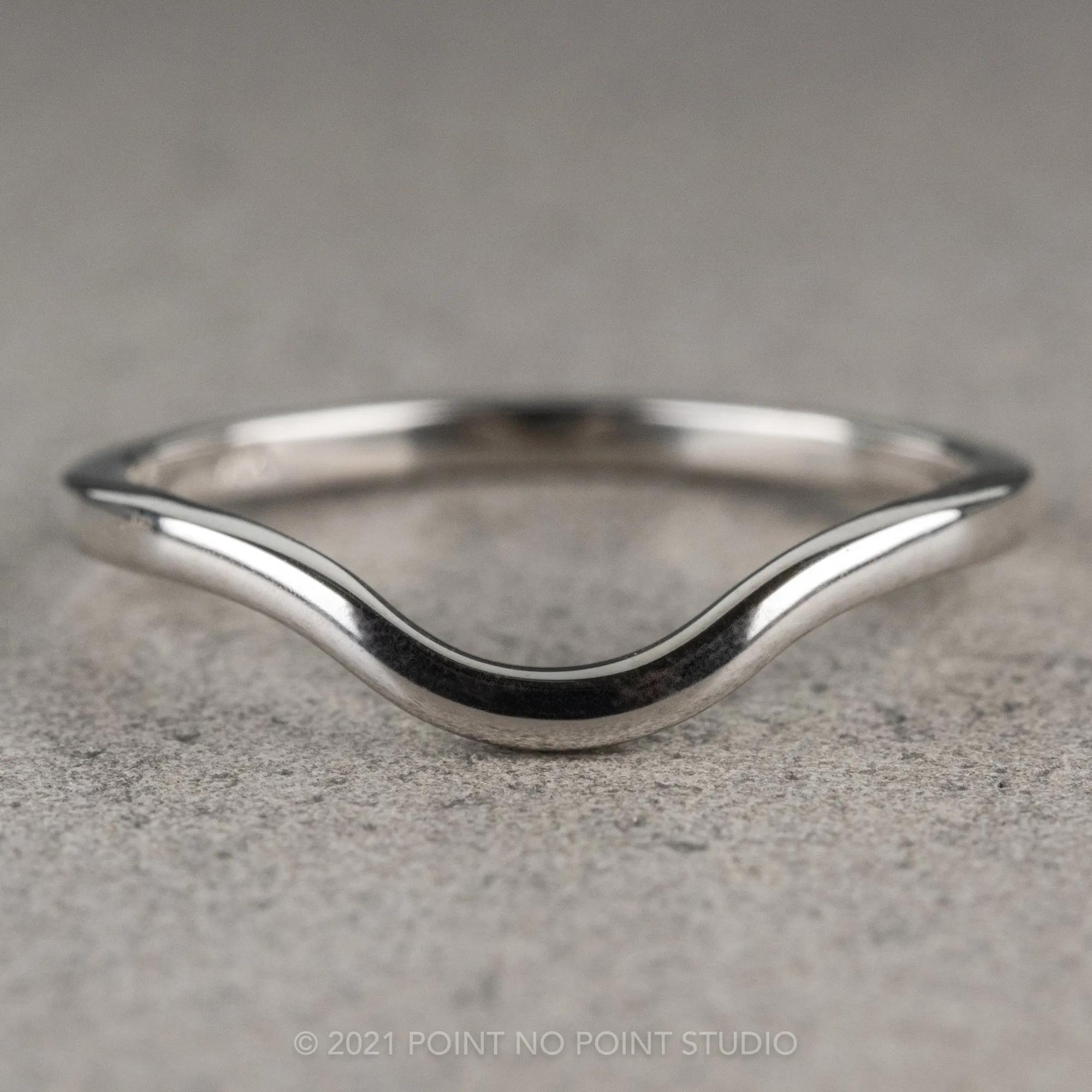 Classic Contour Wedding Band, Platinum