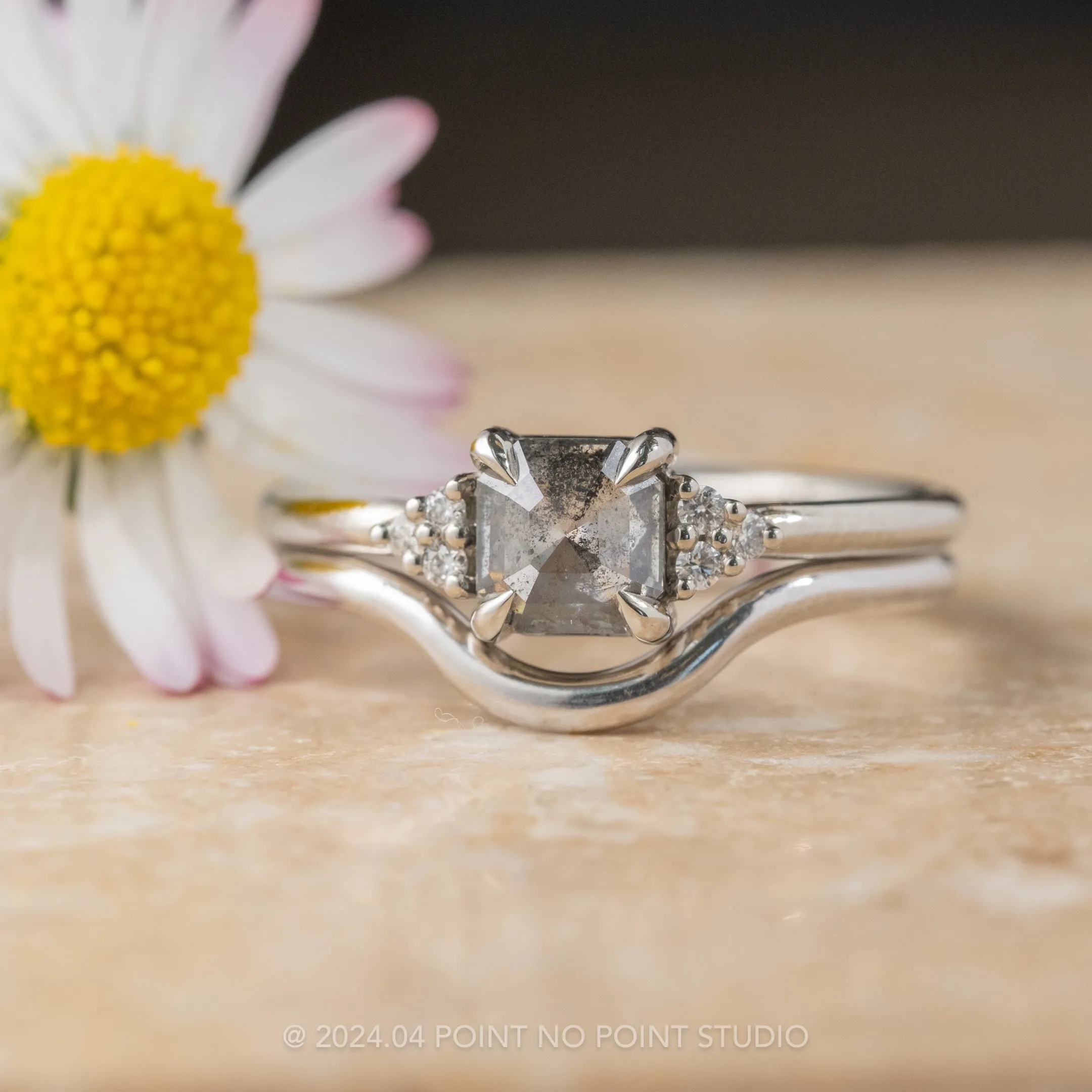 Classic Contour Wedding Band, Platinum
