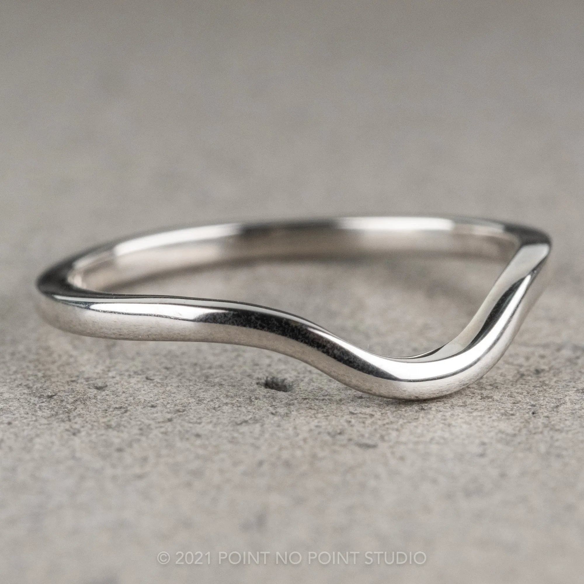Classic Contour Wedding Band, Platinum