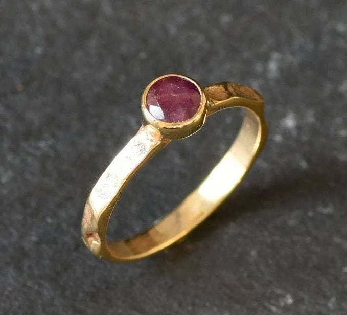 Gold Ruby Ring - Hammered Band, Solitaire Ruby Ring, Natural Ruby Ring