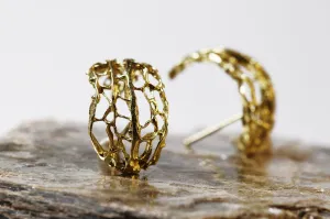 Gold Sea Fan Curve Earring