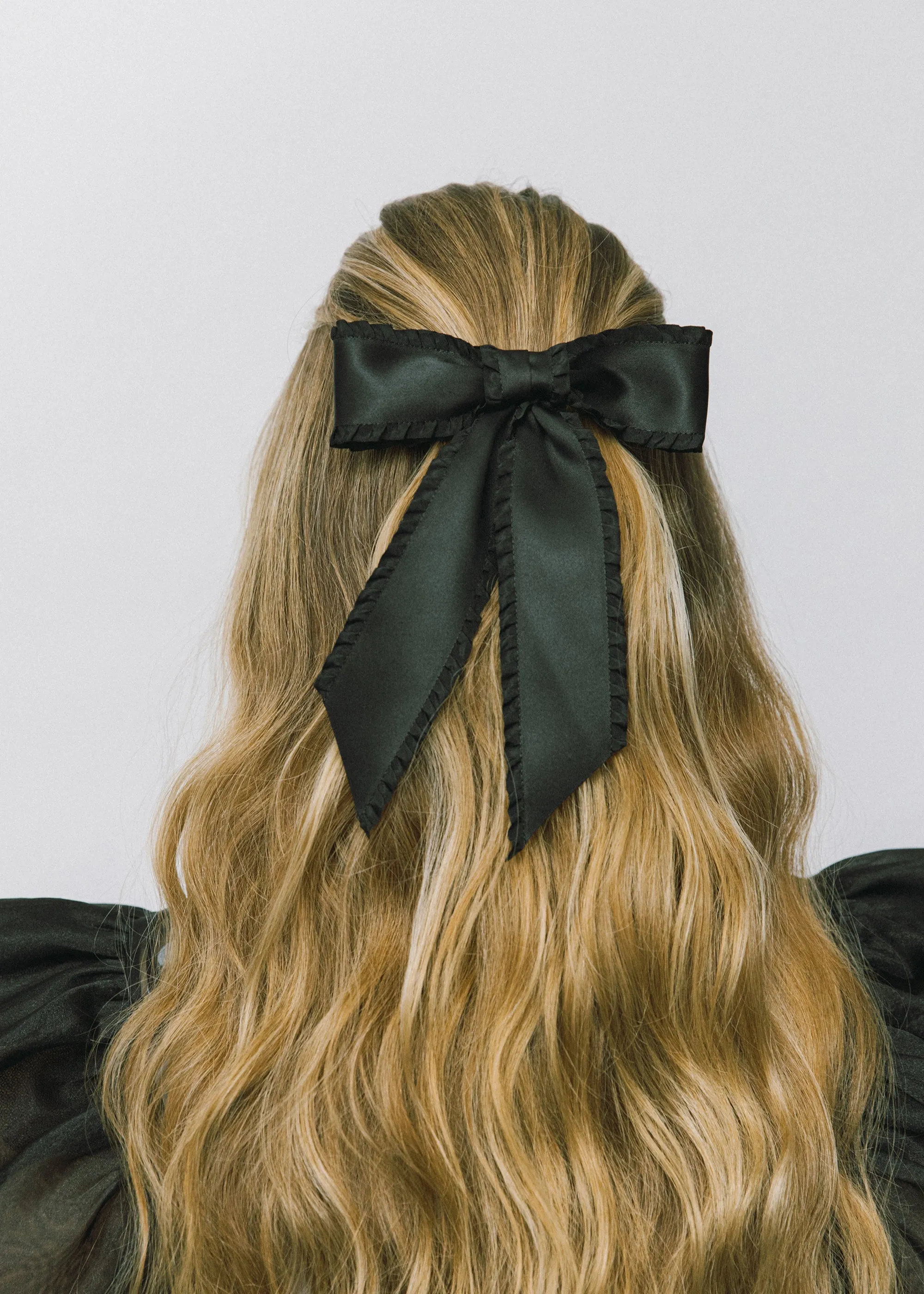 Harper Bow Barrette -- Black