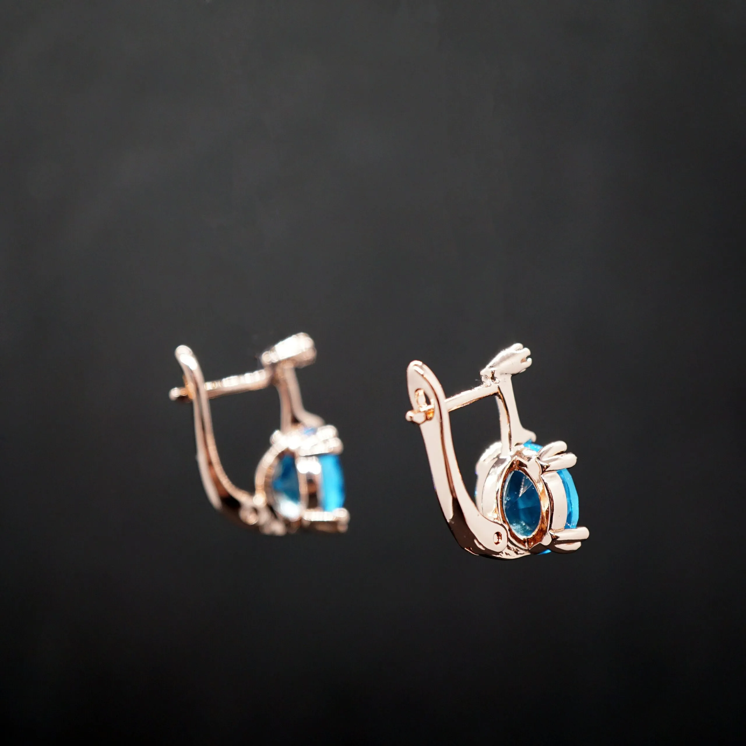 Jessica X - Rose Gold Red,Green,Blue Sapphire Small Drop Earrings