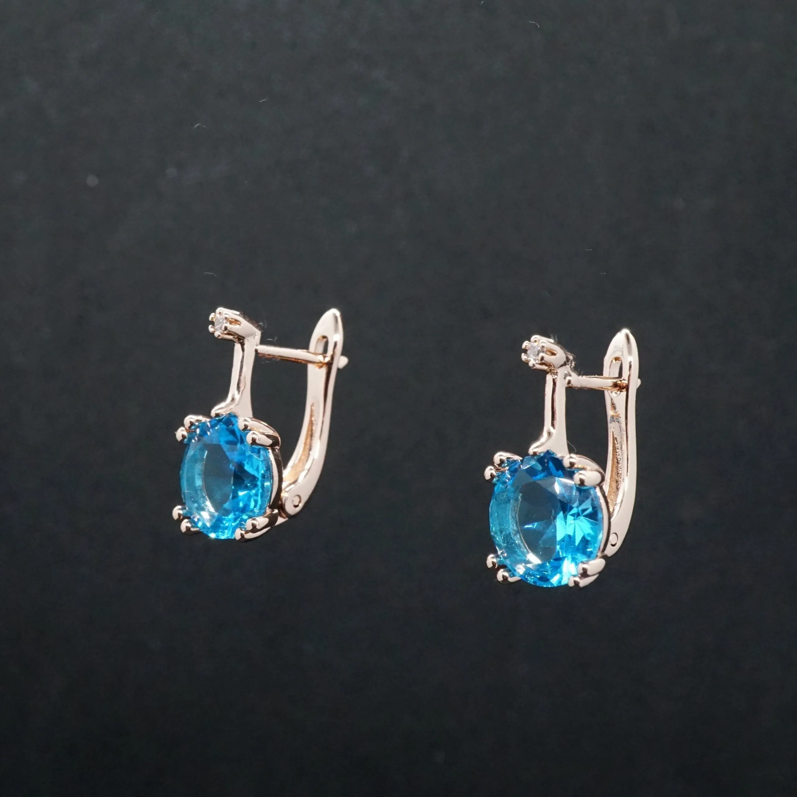 Jessica X - Rose Gold Red,Green,Blue Sapphire Small Drop Earrings