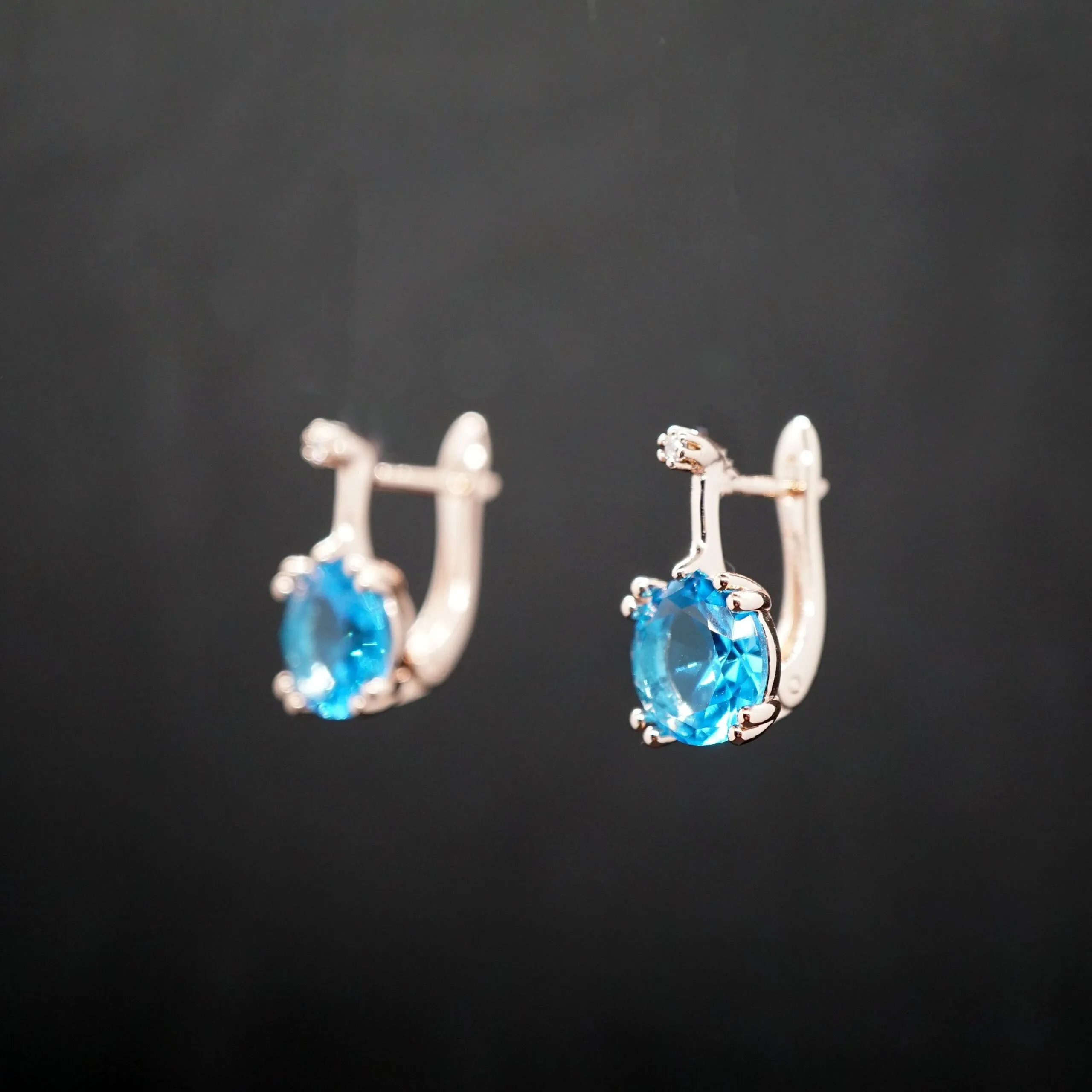 Jessica X - Rose Gold Red,Green,Blue Sapphire Small Drop Earrings