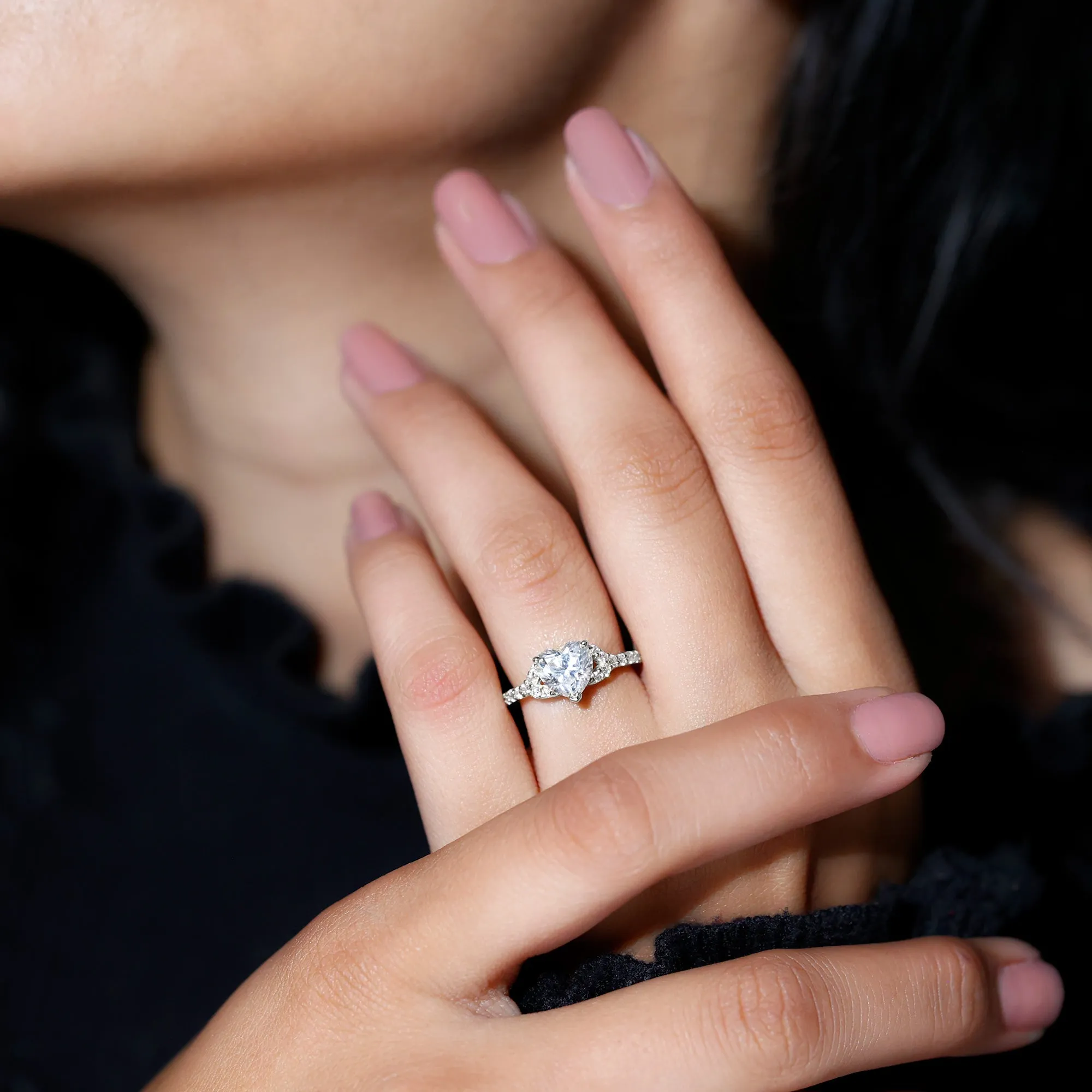 Minimal Heart Shape Moissanite Engagement Ring