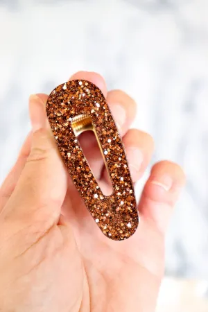 Mocha glitter triangle clip