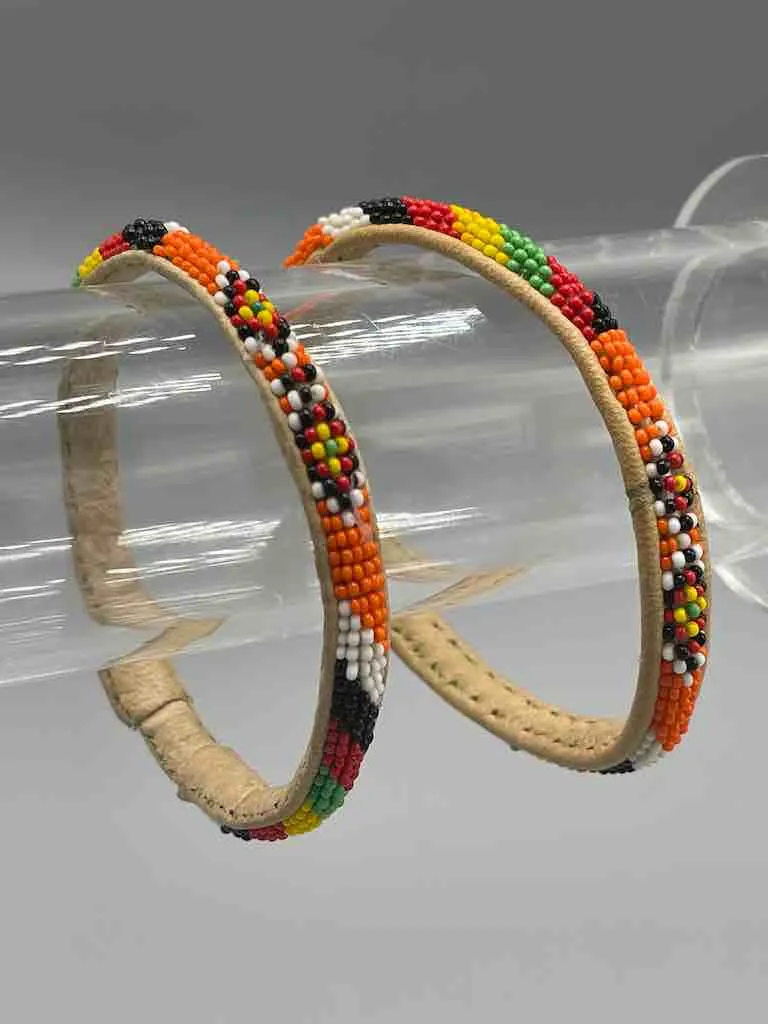 Multi-color narrow fine beaded leather bracelet - Mauritania