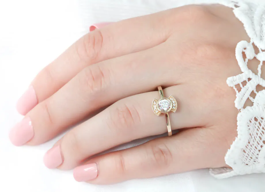 Round Center Engagement Ring Diamond Setting Thin Band Ring Bezel Set Center Stone - Juliette