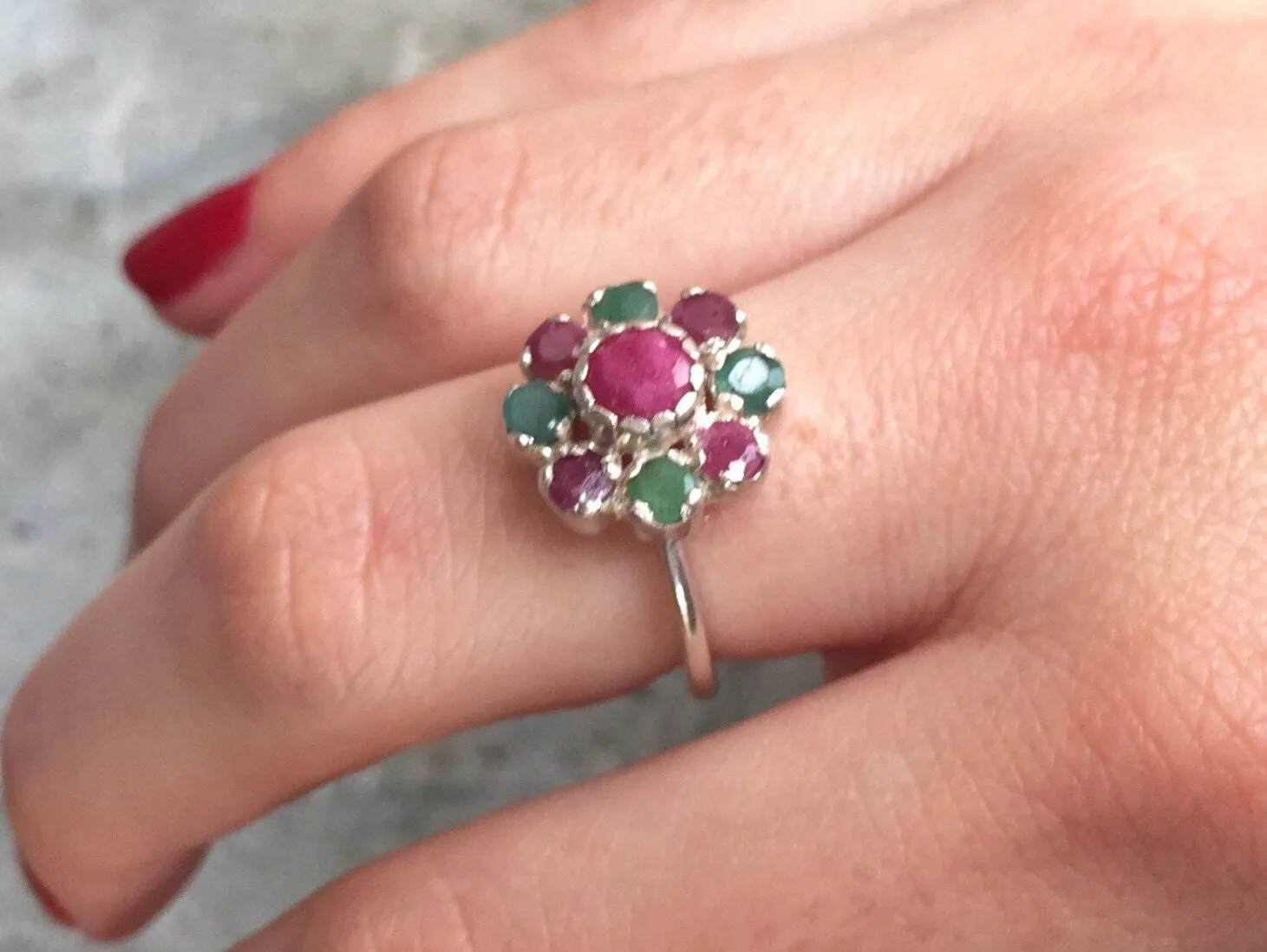 Ruby Flower Ring - Emerald Ring - Vintage Cocktail Ring