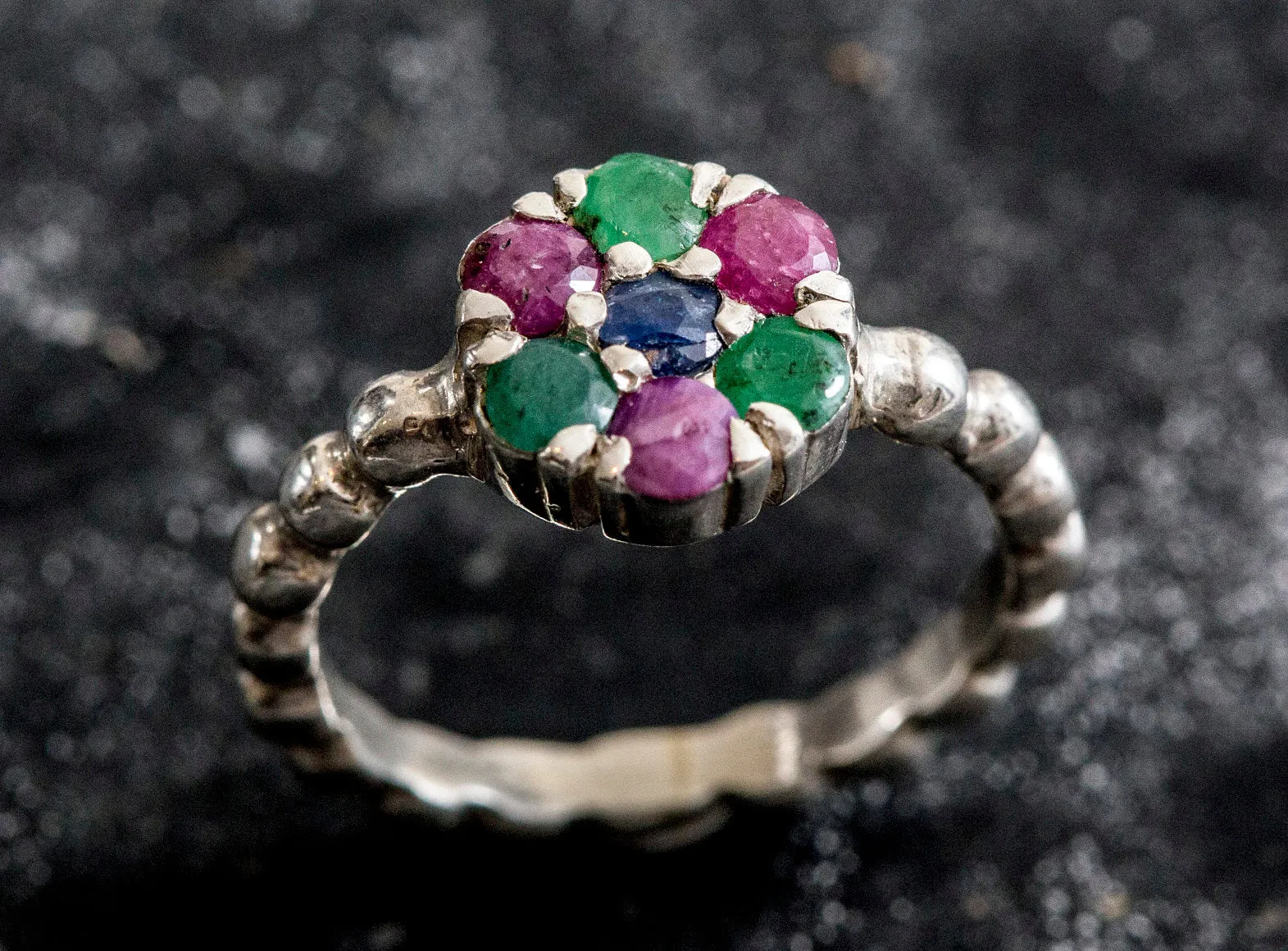 Sapphire Flower Ring - Colorful Daisy Ring - Dainty Emerald Ring