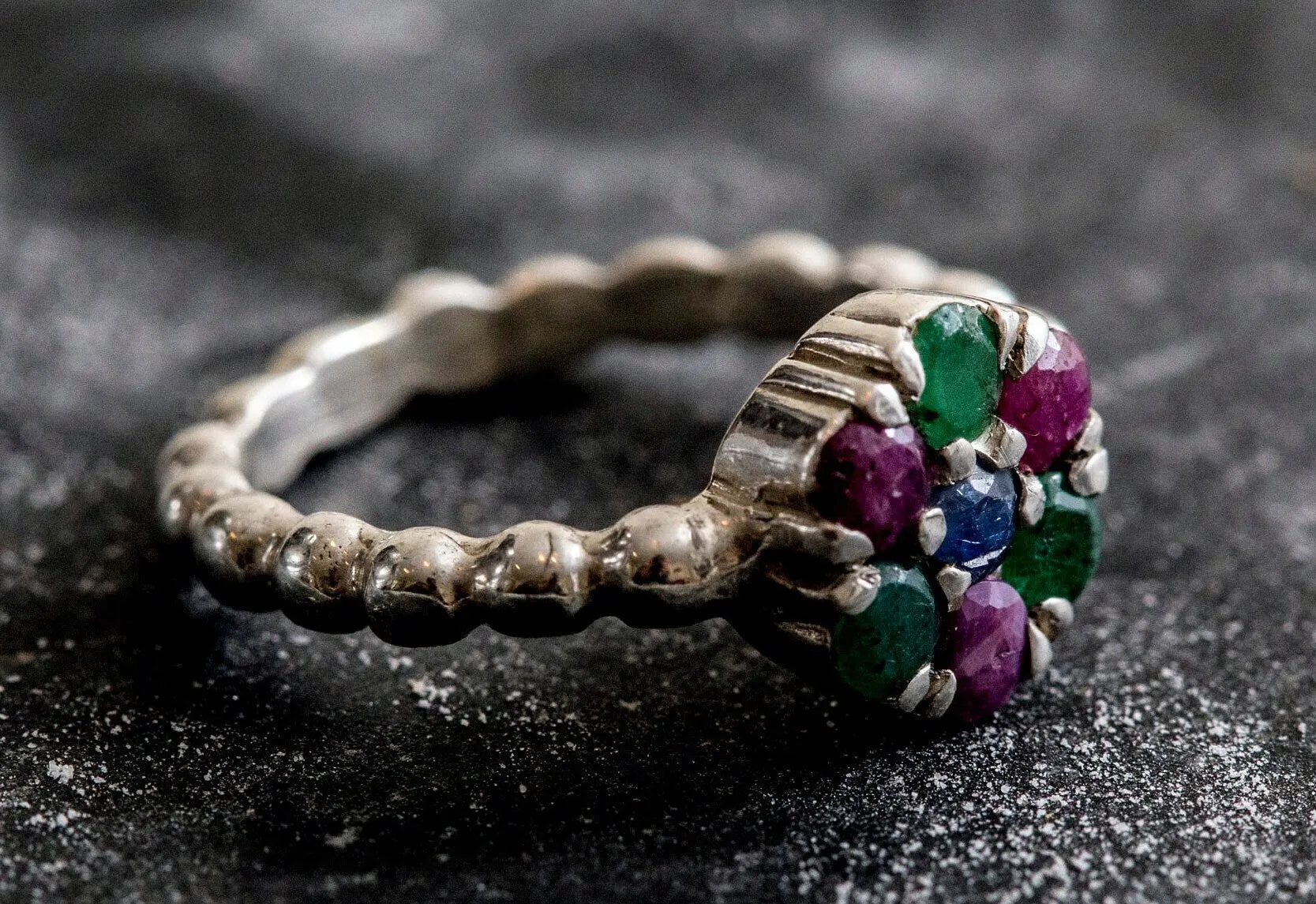 Sapphire Flower Ring - Colorful Daisy Ring - Dainty Emerald Ring