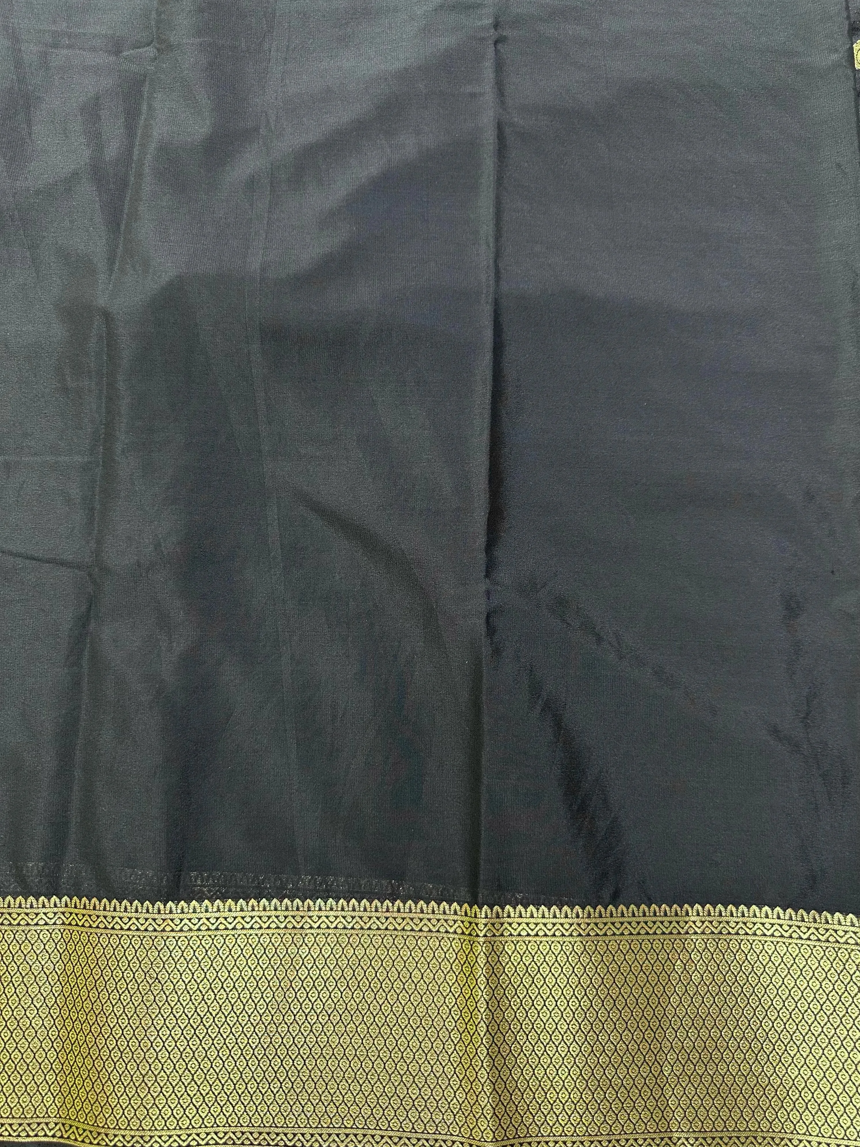 Stunning Binny Crepe Semi  Silk Saree – Perfect for Regular  Wear Fashion