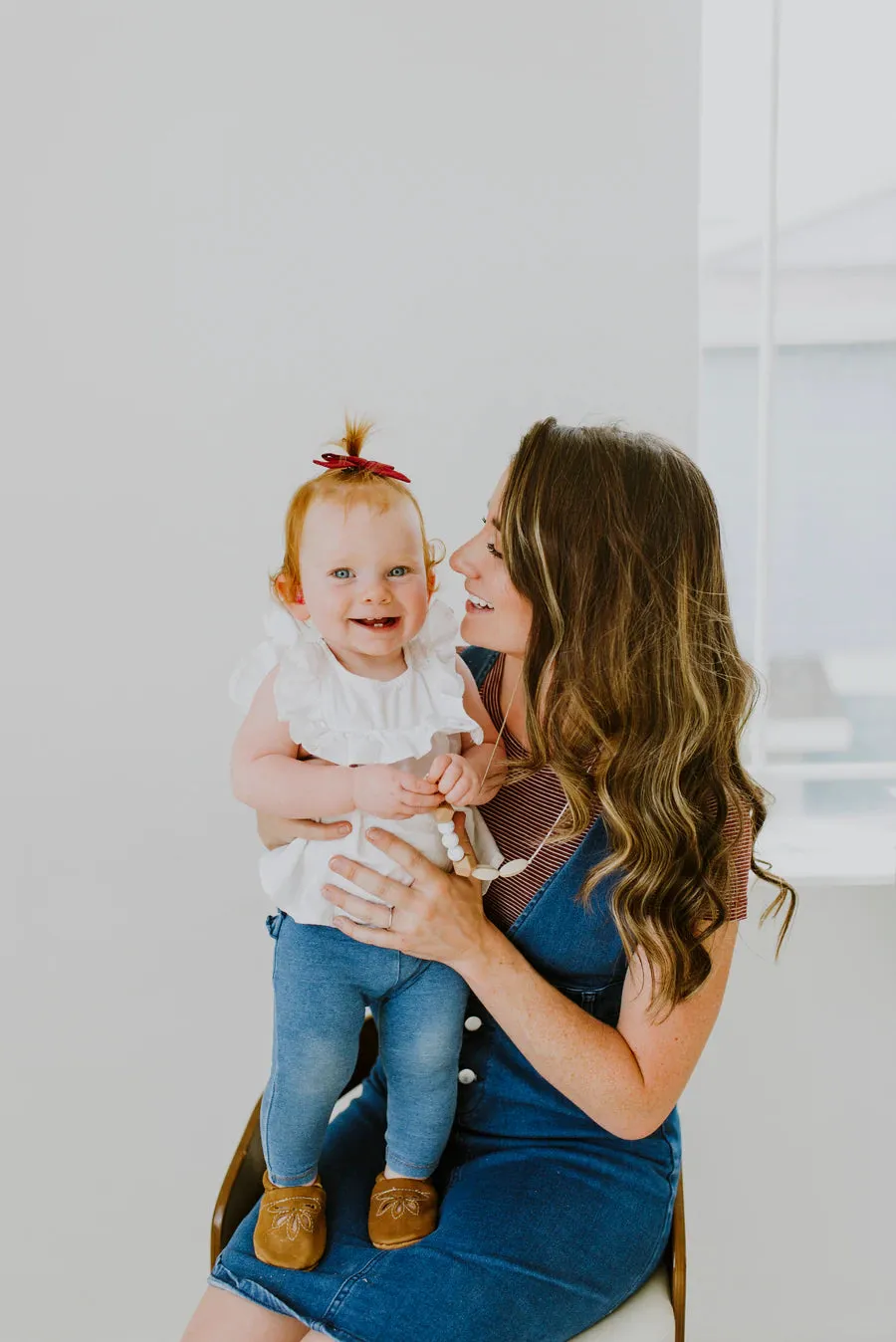 THE SIENNA MOONSTONE TEETHING NECKLACE