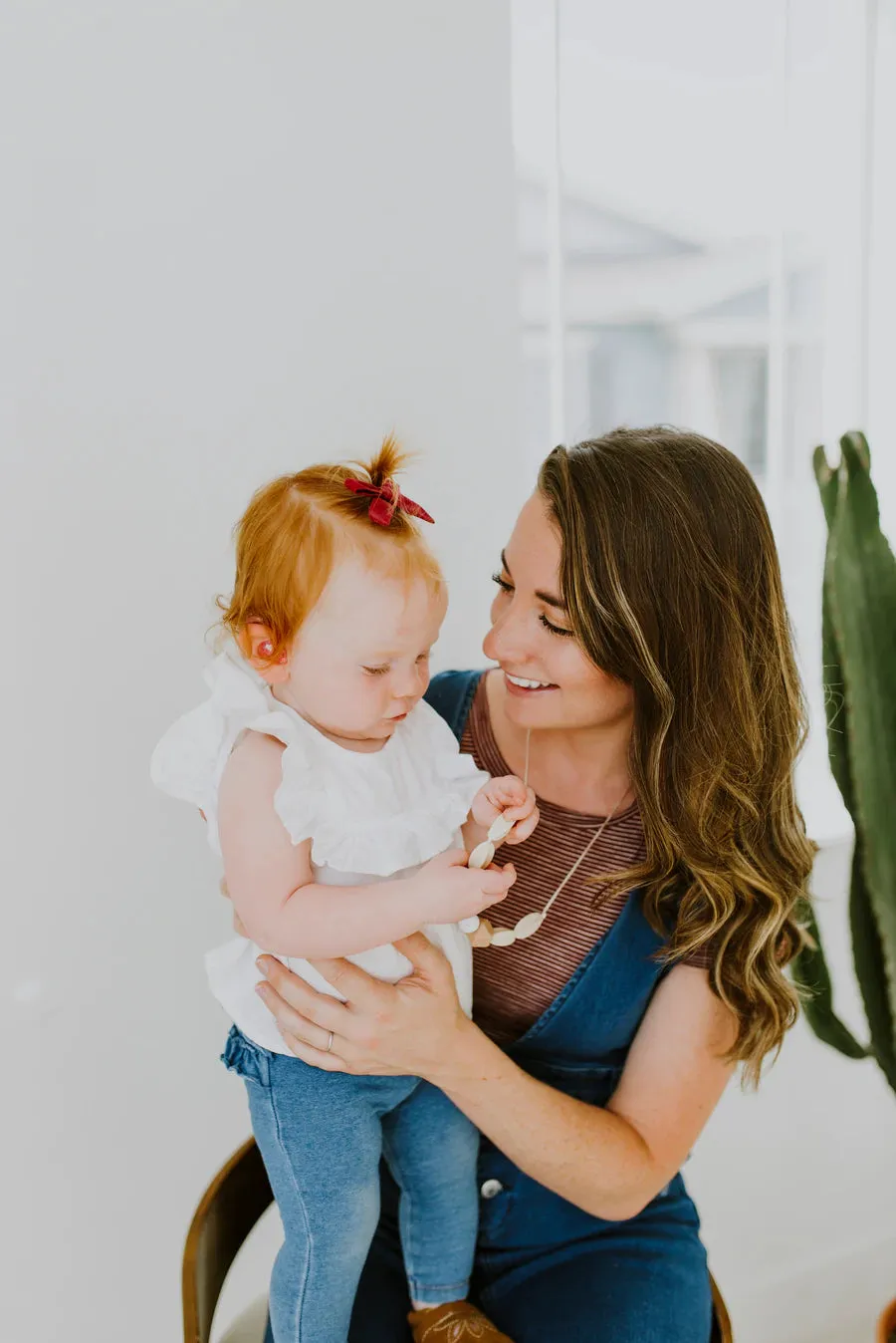 THE SIENNA MOONSTONE TEETHING NECKLACE