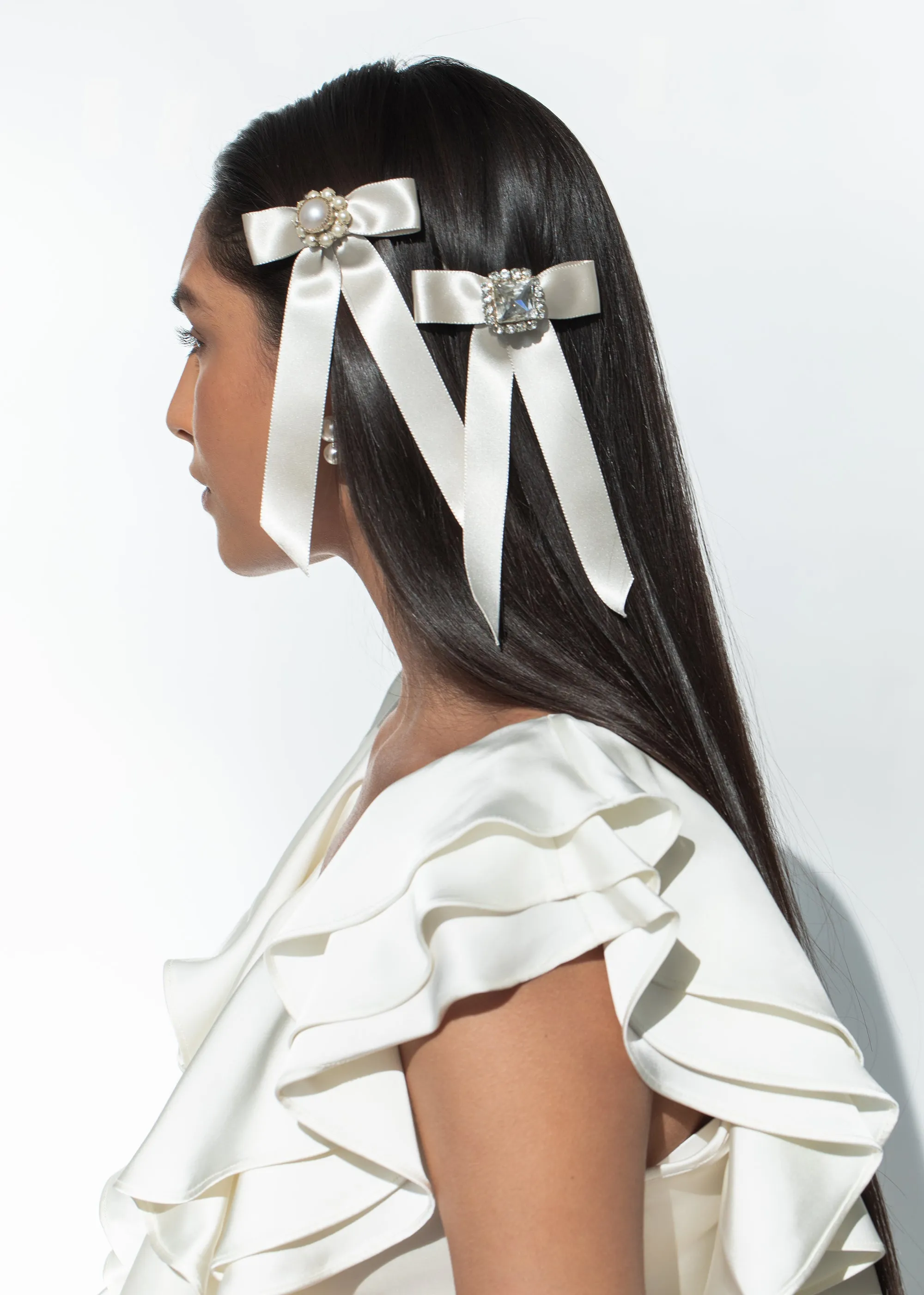 Zora Bow Barrette -- Cream